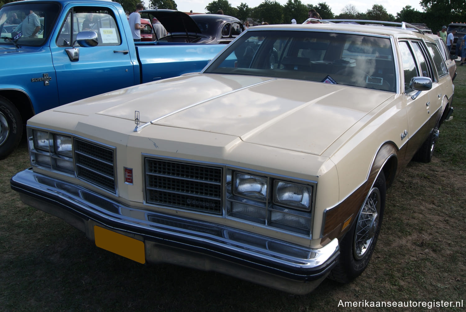 Oldsmobile Custom Cruiser uit 1978